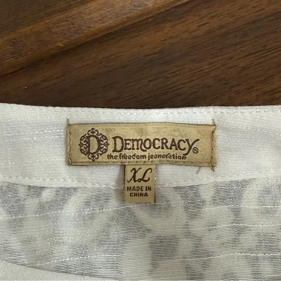 Democracy Cream Lace Yoke Button Front Blouse Top XL Boho Chic Lightweight - Picture 5 of 8